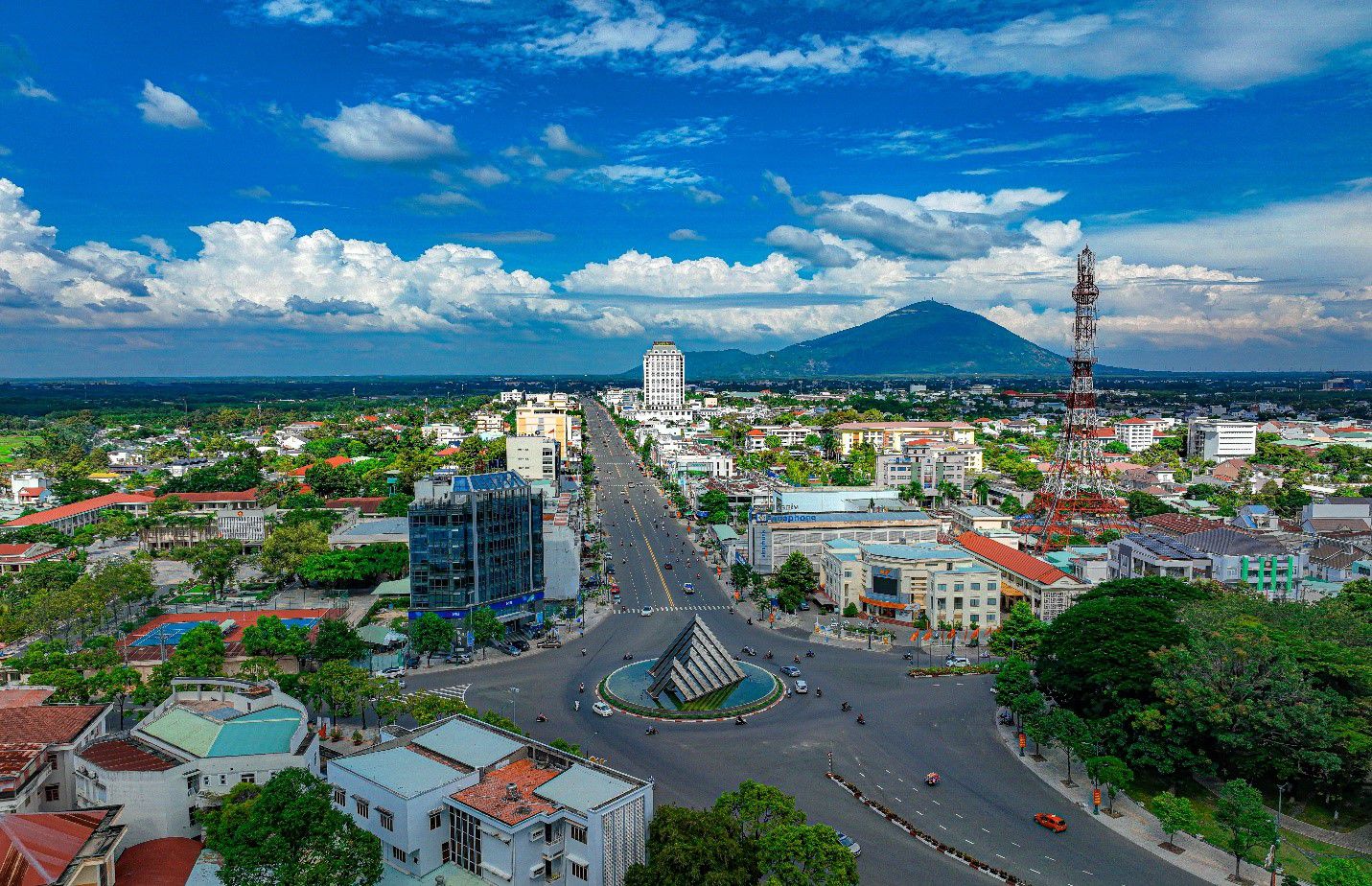 Tây Ninh có bao nhiêu huyện, có biển không và Tây Ninh có gì đẹp ?